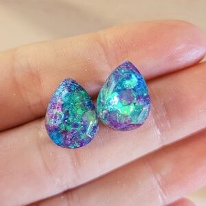 Teardrop Mermaid Colors Studs